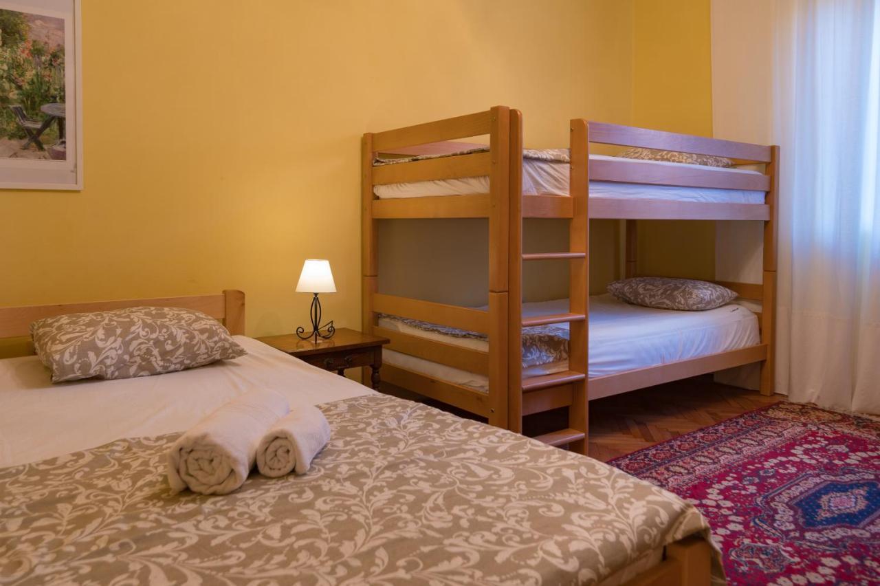 Holiday Home Nives Tivat Exterior photo